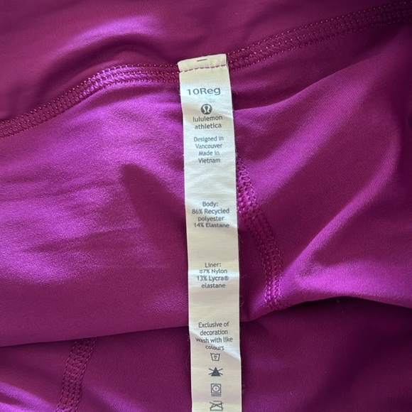 Lululemon Skort Size 10 ❤️❤️ - Picture 5 of 5